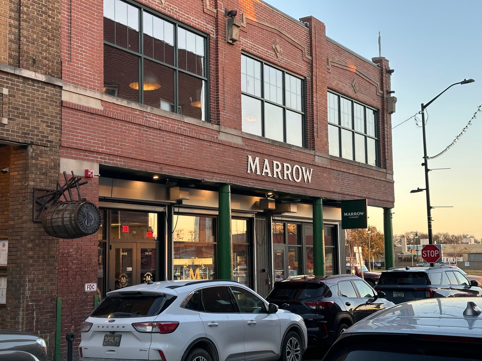 All’interno del nuovo ristorante di Detroit, Marrow nel mercato